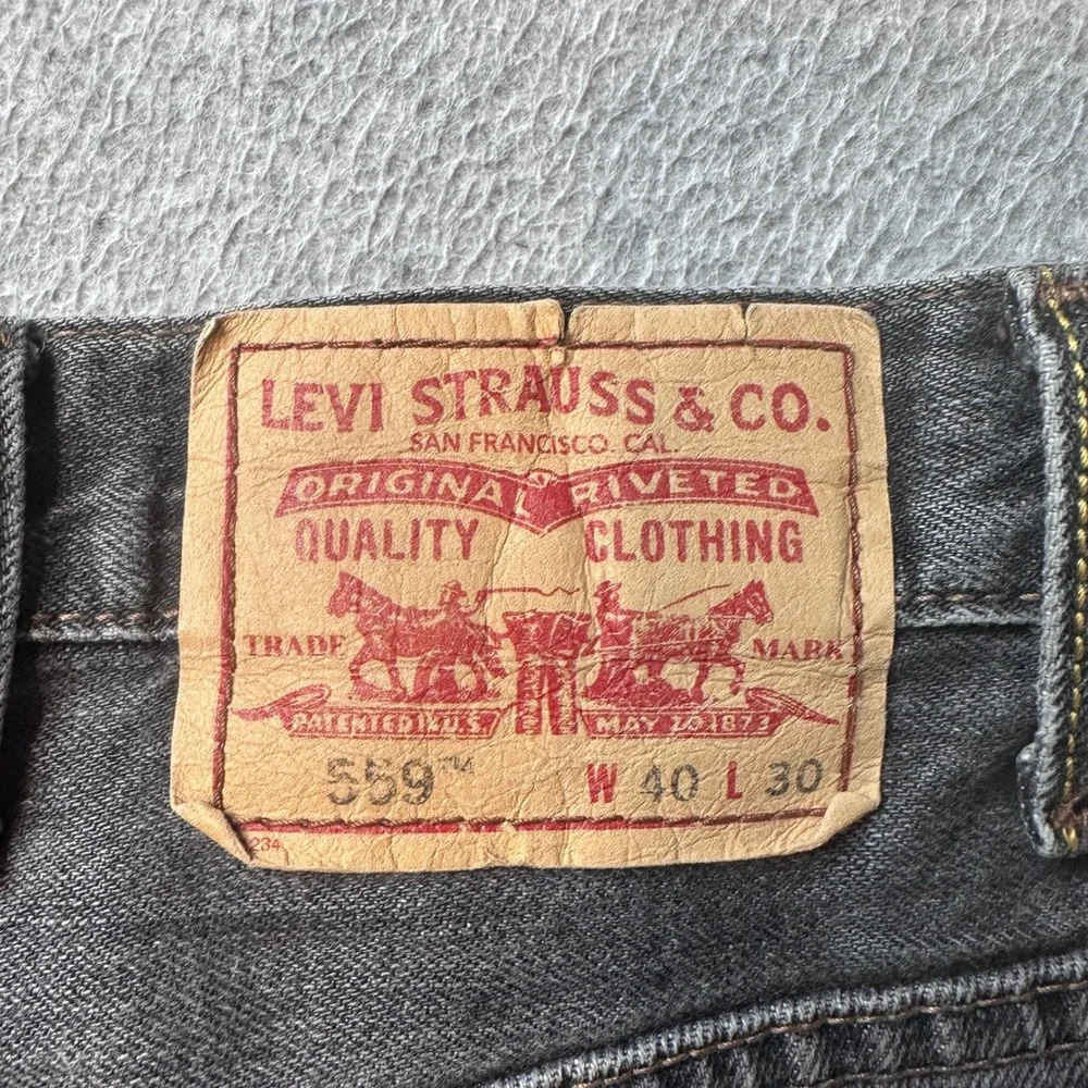 Vintage Levi's Jeans 559 Mens 40x30 Gray Relaxed Straight Fit Denim Pants Y2K